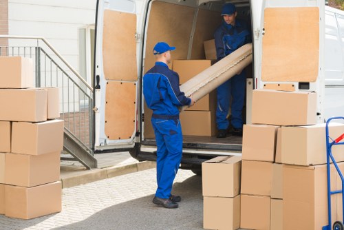 Local man and van service handling a move in Fulham